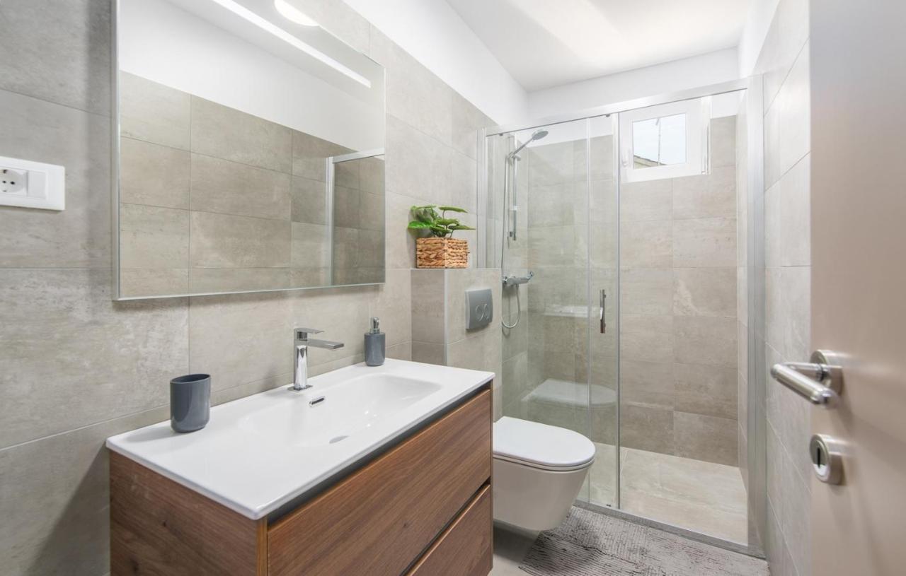 Apartment Vitamare Пореч Экстерьер фото