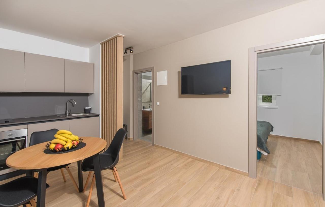 Apartment Vitamare Пореч Экстерьер фото