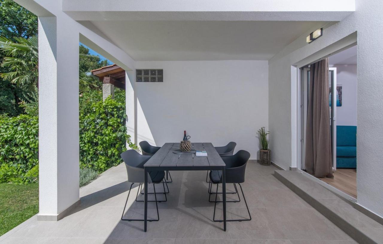 Apartment Vitamare Пореч Экстерьер фото